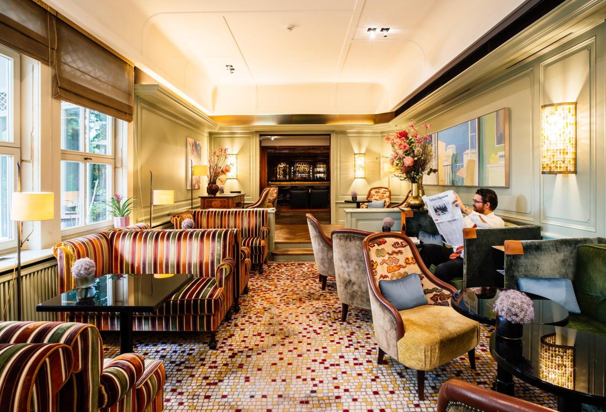 Hotel-Restaurant Erbprinz Етлинген Екстериор снимка