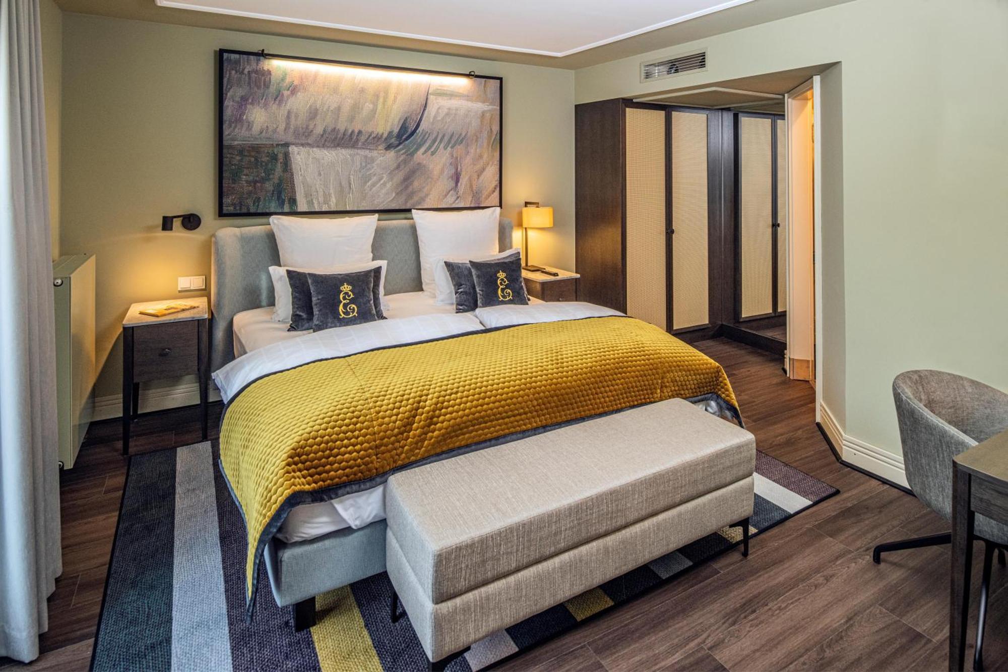 Hotel-Restaurant Erbprinz Етлинген Екстериор снимка