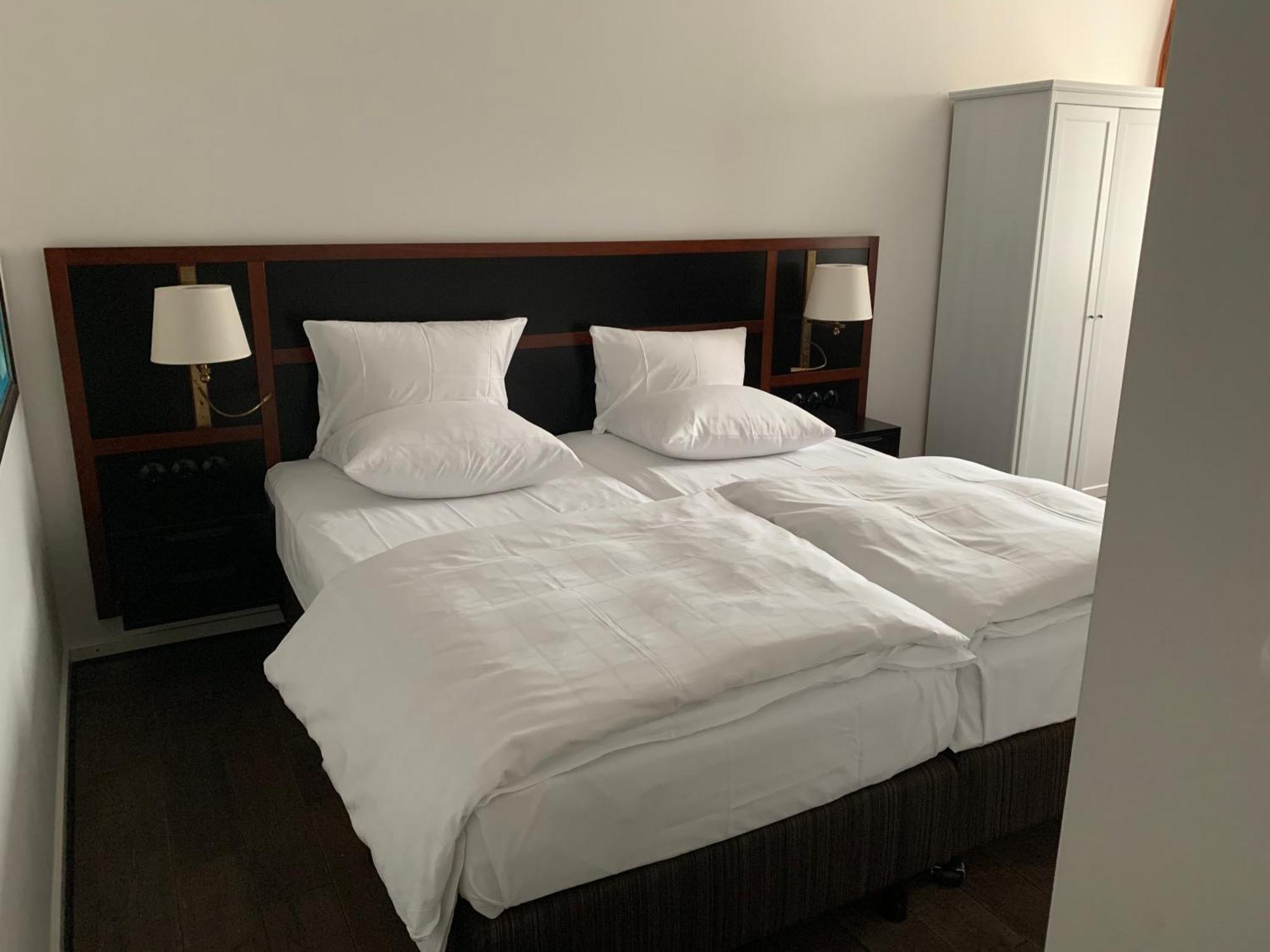 Hotel-Restaurant Erbprinz Етлинген Екстериор снимка